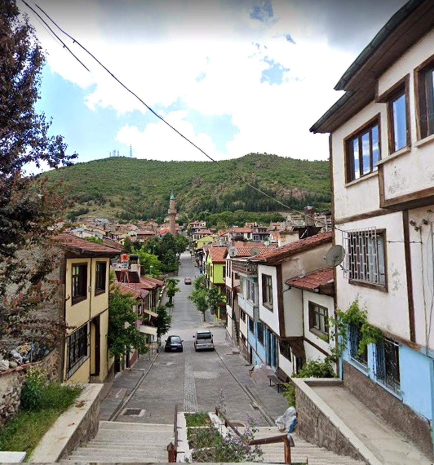 AfyonkarahisarAfyon Kalesi Eteklerinde Bir Yer别墅 外观 照片